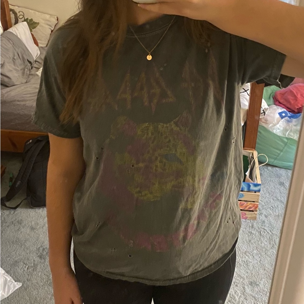 Graphic Tee with Def Leppard Design